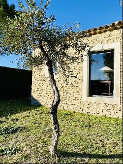 Magnificent dry stone property in the Luberon