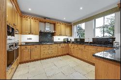 Wayneflete Place, Esher, Surrey, KT10 8BP