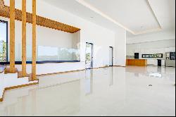 Magnificent three-bedroom villa