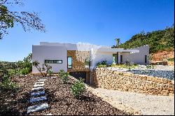 Magnificent three-bedroom villa