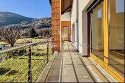 Villa with garden for sale in Lugano-Bioggio