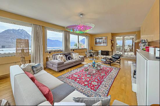 Elegant penthouse apartment with view of Lake Lugano in Lugano-Carona for sale