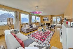 Elegant penthouse apartment with view of Lake Lugano in Lugano-Carona for sale