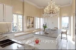 4-BEDROOM LUXURY PENTHOUSE FOR SALE IN FLORENCE, PALAZZO PORTINARI SALVIATI