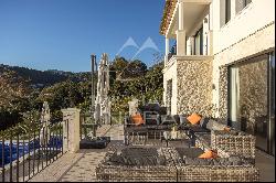 Saint-Paul-de-Vence - Walking distance from the village - Brand new contemporary villa