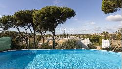 2-bedroom Villa with pool, for sale in Vilamoura, Algarve