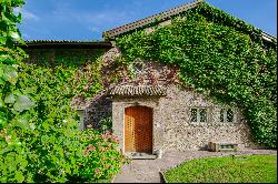 VILLA IN ONE OF THE MOST CHARMING LOCATIONS OF BOLZANO