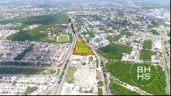 3422 - Lot for Sale in Cancun Av. Kabah SM 14, Cancún 77504