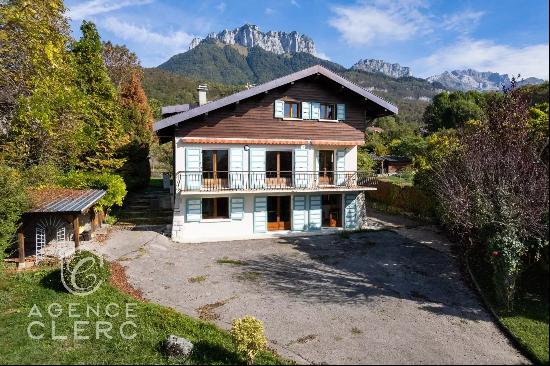 Menthon St Bernard, traditional house in the heart of the village