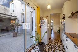 Character house in La Rochelle with 4 bedrooms a stone's throw from the town centre and p