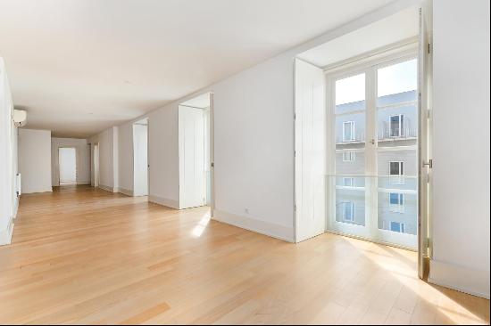 4 Bedroom Apartment, Lisboa