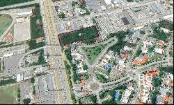 3415 - Land for Sale in Cancun Boulevard Colosio Lot 35, Cancún 77728