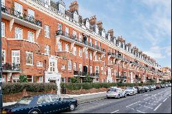 Prince of Wales Drive, London, SW11 4ED