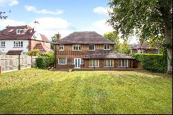 Manor Way, Purley, Surrey, CR8 3BH