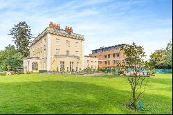 Westhorpe House, Marlow, Buckinghamshire, SL7 3FJ