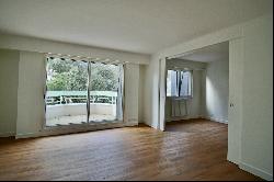 Duplex apartment with terraces-last floor. Triangle D'Or district of La Baule.