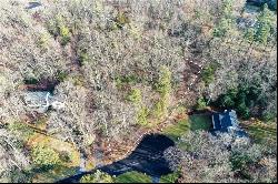 26 Ridgewood Road, Avon CT 06001