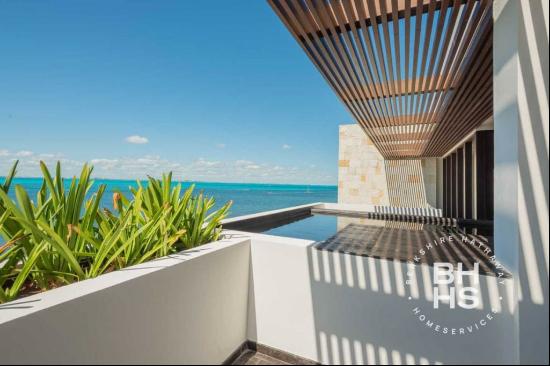 6011 - Oceanfront Penthouse for sale in Isla Mujeres, Cancún 77500