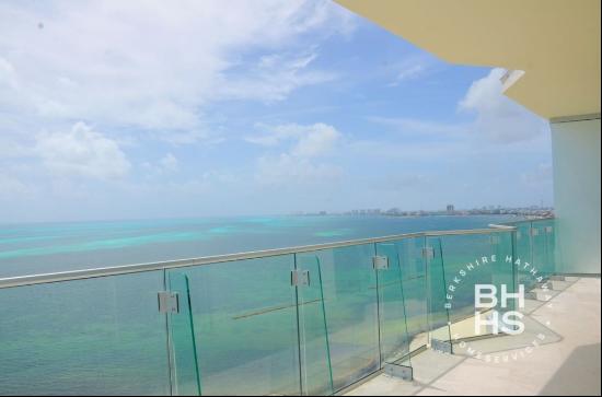 5501 - Beachfront Apartment for Sale in SLS Cancun, Cancún 77500