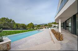 Newly built house with sea views in Cala Vinyes.