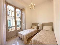 Newly renovated elegant apartment in the historic centre of Mala, Malaga 29008