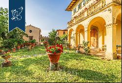 Noble estate with a private park, pool and chapel surrounded by the leafy Valdarno area