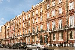 Nevern Square, Earl's Court, London, SW5 9NN