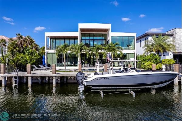 One of the very best newer custom deepwater values  one of twelve new or newer residences 