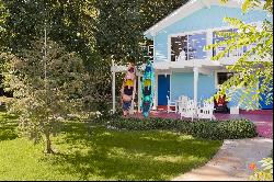 LAKE AUSTIN BUNGALOW RETREAT