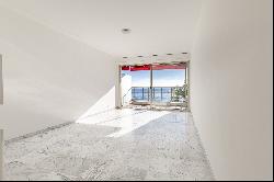 3-room apartment on the seafront of Menton