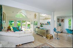 Eclectic Summer Rental in Southampton