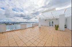 Oceanview Duplex PH at Capitolio Plaza