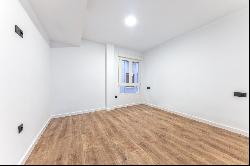 Refurbished 3BR Luxury Apartme