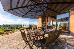 Beautiful architect's house with stunning views Dordogne