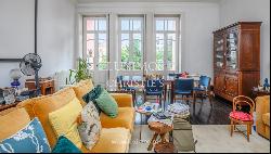 Restored 4-bedroom house for sale in the center of Porto, Portugal