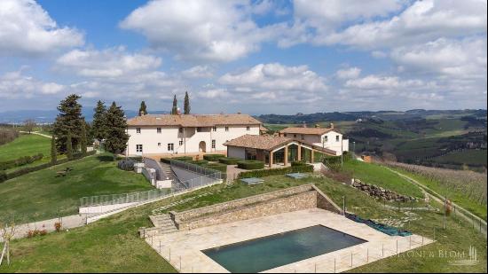 Fossilia Country Estate with Vineyards & Spa, Florence - Tuscany