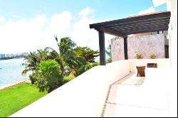 3640 - House for sale overlooking the Nichupte Lagoon in Cancun, Cancun 77500