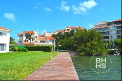 3640 - House for sale overlooking the Nichupte Lagoon in Cancun, Cancun 77500