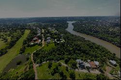 Exclusive land with a view of the Paraná River in the Paraná Country Club condom