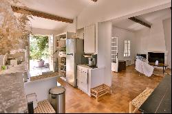 Cosy holiday home in Roussillon, Provence