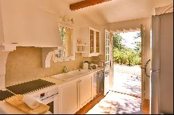 Cosy holiday home in Roussillon, Provence