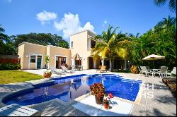 5828-House for Sale in Cancun Hotel Zone Villas Laguna Mar 9, Cancun 77500