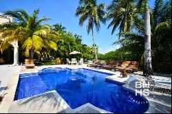 5828-House for Sale in Cancun Hotel Zone Villas Laguna Mar 9, Cancun 77500