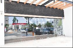 5994-Premises for Rent in Av. Luna Plaza del Angel Cancun, Cancún 77505