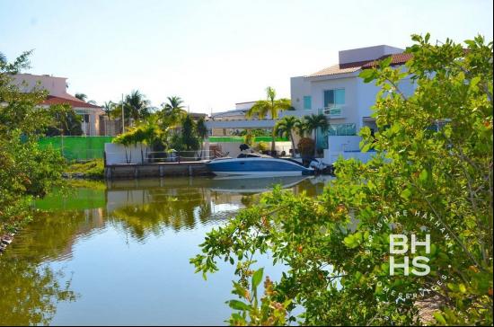 5990-Lot for Sale Isla Dorada Hotel Zone Cancun Hotel Zone Lot 1, Cancún 77500