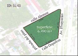 5143 - Land for Sale in Ave. La Luna, Cancún 77500