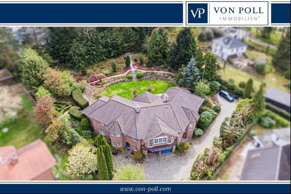 Stately property with panoramic views