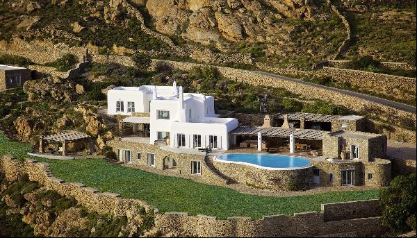 Unique Mykonos Luxury Villa for Rent