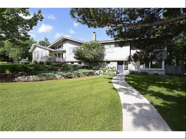 2544 Huntington Avenue, Saint Louis Park, MN, 55416, USA