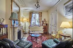 Paris 17th District – An exceptional period property